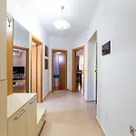 In The Center Of Appartement